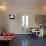 Casa de hóspedes Iro 4*