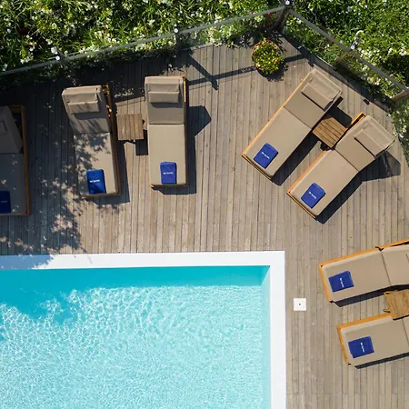 Guest house Iro Andros Town